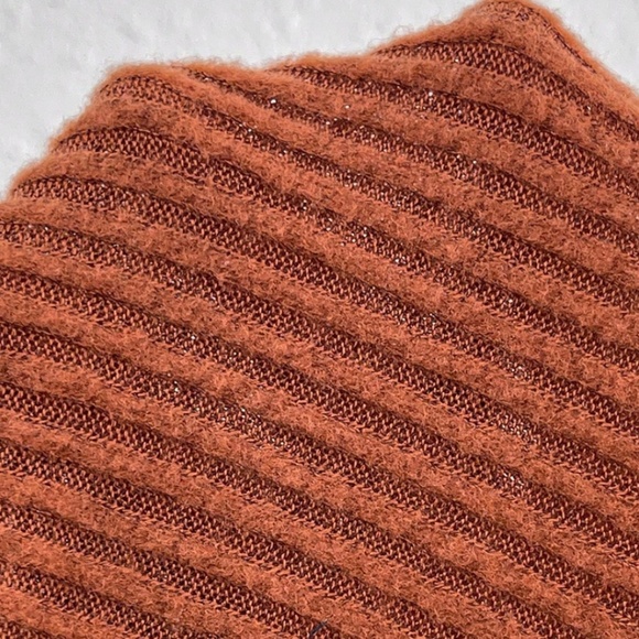 Maternity Ribbed Off Shoulder Flare Long Sleeve Top - Picture 4 of 10